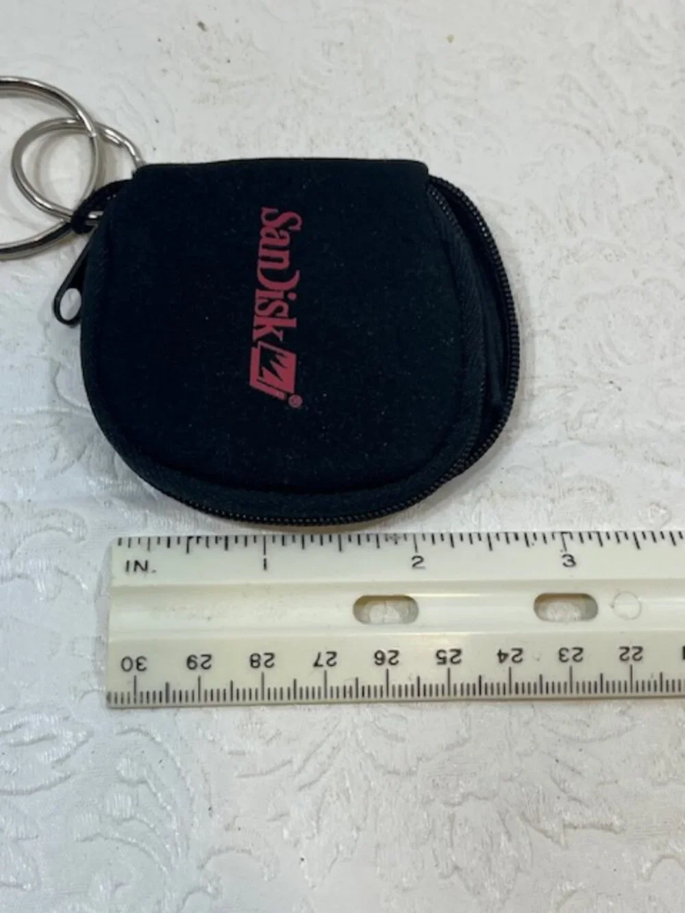 SanDisk Memory/Flash Card Travel Zip Pouch Case Keychain Logo Black 2.75